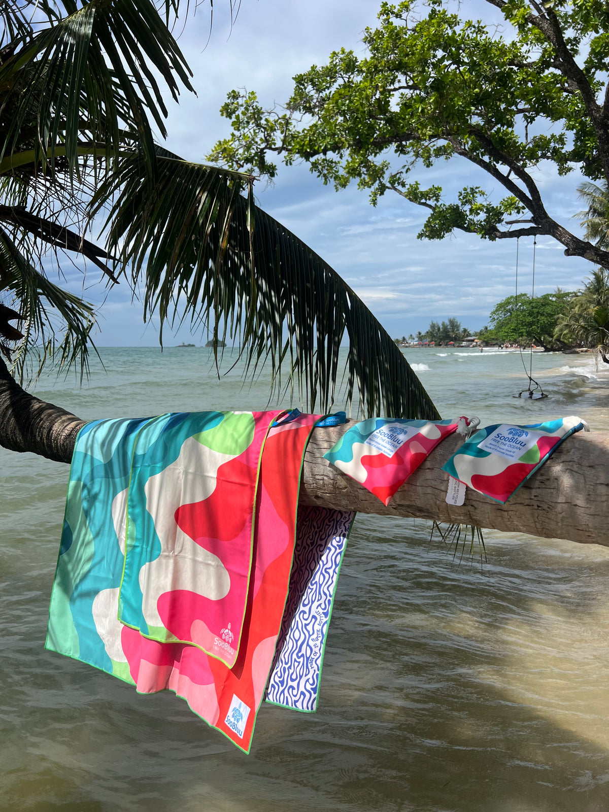 Travel Towel FLOW- 100 x 160
