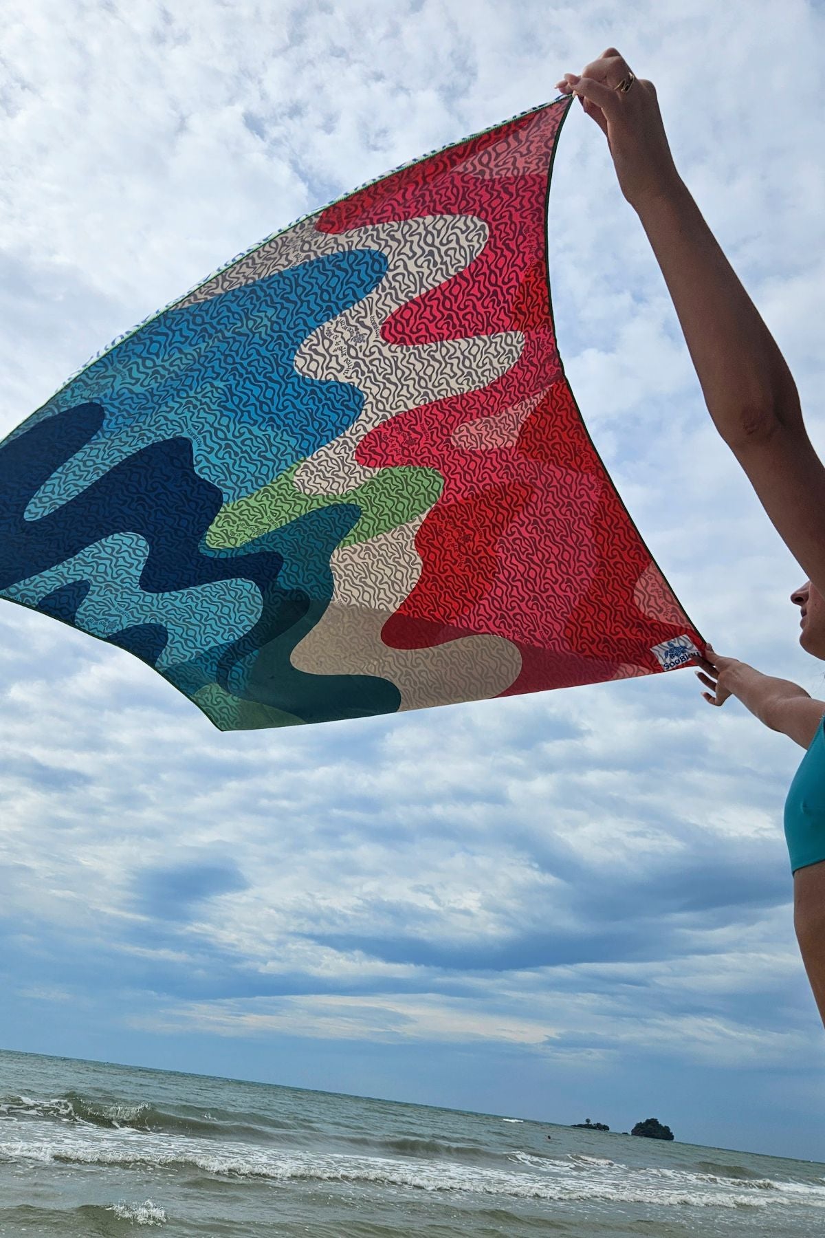Travel Towel FLOW- 100 x 160