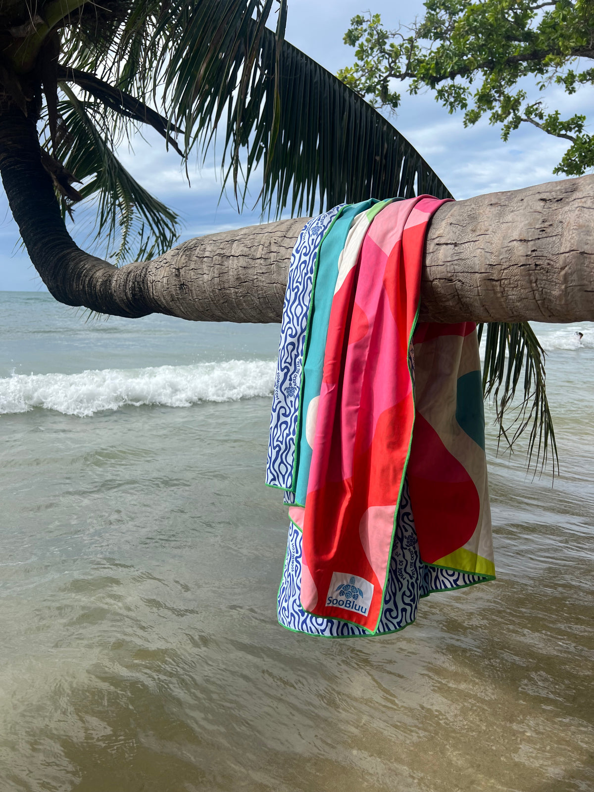 Travel Towel FLOW- 100 x 160