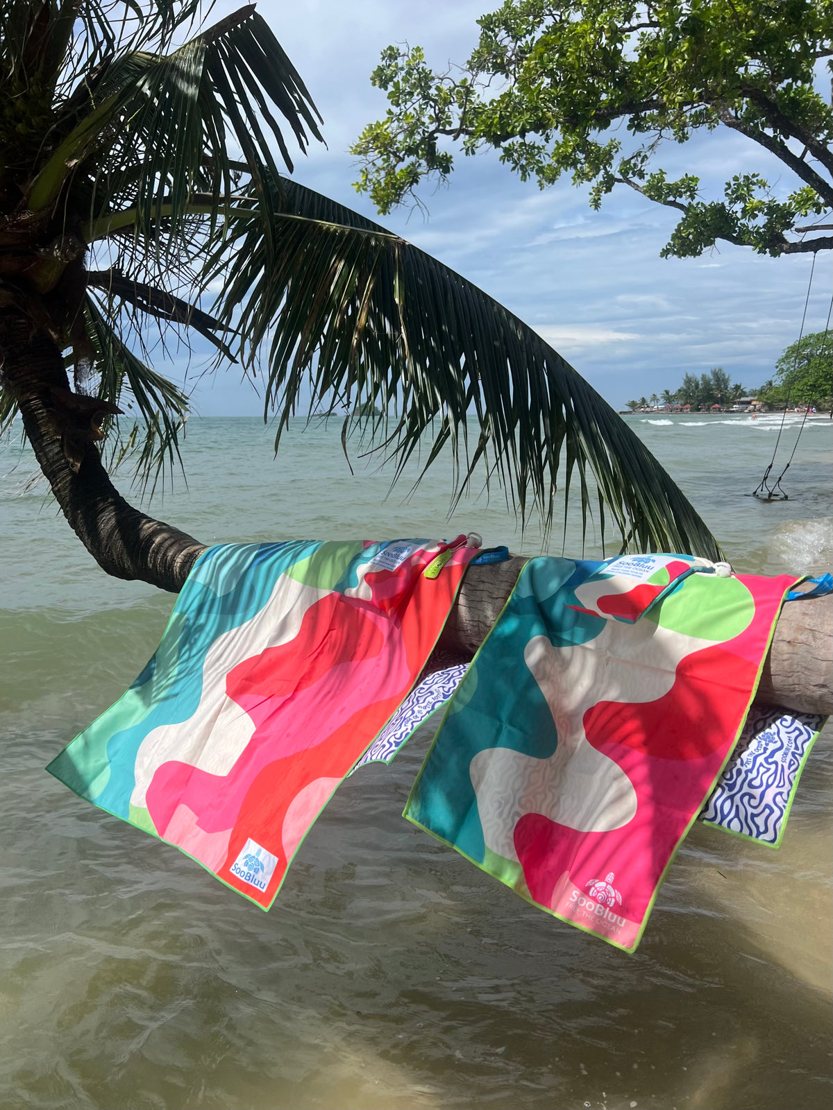 Travel Towel FLOW- 100 x 160